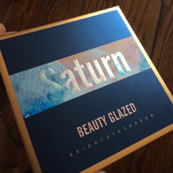 COPY - “BRAND NEW” Beauty Glazed Saturn Palette - Picture 3 of 3